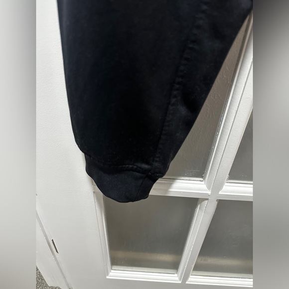 ⭐️SOLD⭐️ NWOT Men’s Under Armour Loose Fit Joggers - Picture 5 of 11